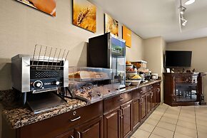 Comfort Inn & Suites Airport