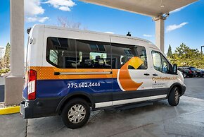 Comfort Inn & Suites Airport