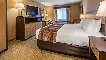 Crandon Inn and Suites
