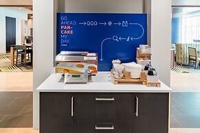 Holiday Inn Express & Suites Yuma by IHG