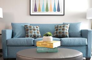 The Rewind West Des Moines, Tapestry Collection by Hilton