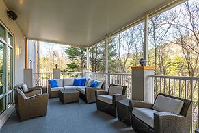 Holiday Inn Express & Suites Asheville Downtown by IHG