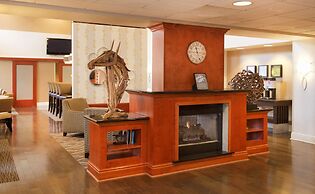 Hampton Inn & Suites Pittsburgh-Meadow Lands