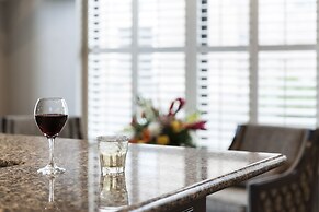 Holiday Inn Savannah Historic District by IHG