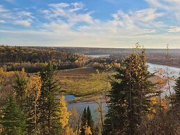 Holiday Inn Express Hotel & Suites Drayton Valley by IHG