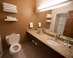 Northfield Inn, Suites & Conference Center