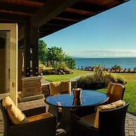 Sunrise Ridge Waterfront Resort