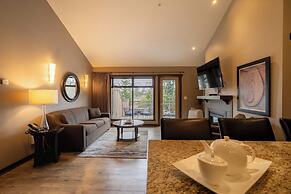 Sunrise Ridge Waterfront Resort