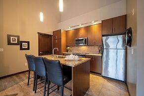 Sunrise Ridge Waterfront Resort