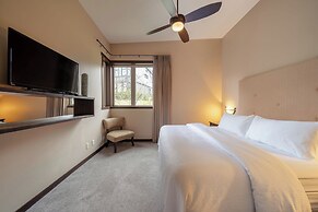 Sunrise Ridge Waterfront Resort