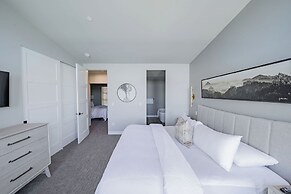 Sunrise Ridge Waterfront Resort