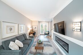 Sunrise Ridge Waterfront Resort