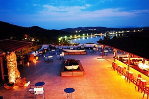 Agionissi Resort Hotel