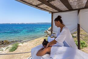 Agionissi Resort Hotel