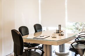 Knossos Beach Bungalows Suites Resort & Spa