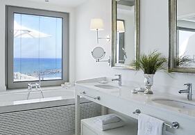 Knossos Beach Bungalows Suites Resort & Spa