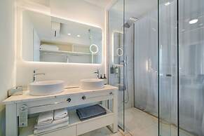 Knossos Beach Bungalows Suites Resort & Spa