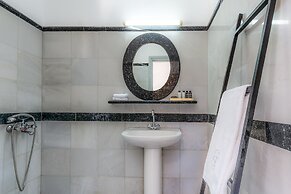 Knossos Beach Bungalows Suites Resort & Spa