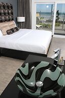 Lotus Boutique Inn & Suites