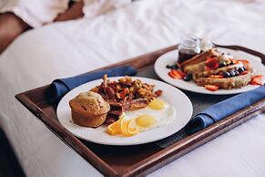 Emerald Grande Condominiums at HarborWalk Village