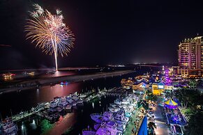 Emerald Grande Condominiums at HarborWalk Village