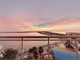 Emerald Grande Condominiums at HarborWalk Village