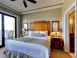 Emerald Grande Condominiums at HarborWalk Village