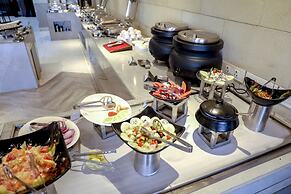 Royal Orchid Golden Suites Pune