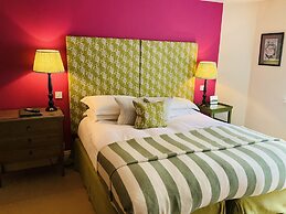 The Close Hotel