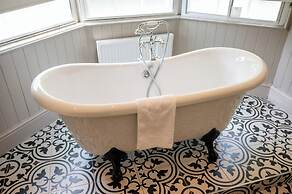 Cross Hands Hotel Old Sodbury by Greene King Inns