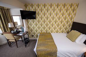 Cross Hands Hotel Old Sodbury by Greene King Inns