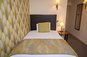 Cross Hands Hotel Old Sodbury by Greene King Inns