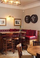 Kings Arms Hotel Westerham by Greene King Inns