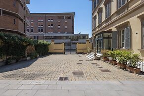 Hotel Embassy