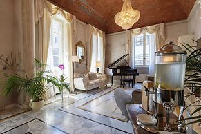 Hotel Embassy