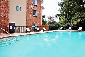Holiday Inn Express & Suites Buford NE - Lake Lanier by IHG