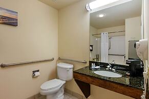 Comfort Inn & Suites Airport