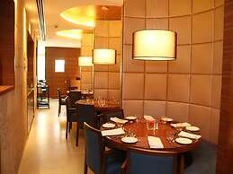 The Regenza by Tunga