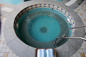 The Regenza by Tunga