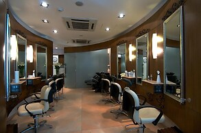 The Regenza by Tunga