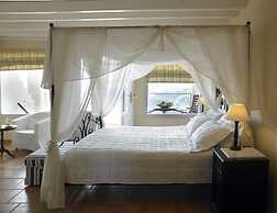 Suites of the Gods Cave Spa