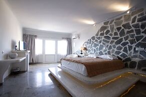 Suites of the Gods Cave Spa