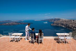 Suites of the Gods Cave Spa