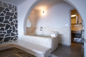 Suites of the Gods Cave Spa