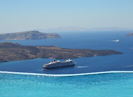 Suites of the Gods Cave Spa