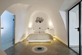 Suites of the Gods Cave Spa