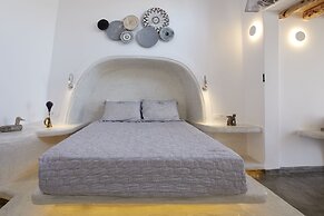 Suites of the Gods Cave Spa