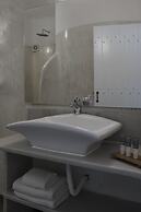 Suites of the Gods Cave Spa