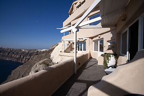 Suites of the Gods Cave Spa