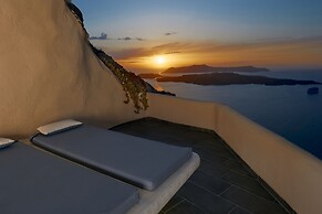 Suites of the Gods Cave Spa